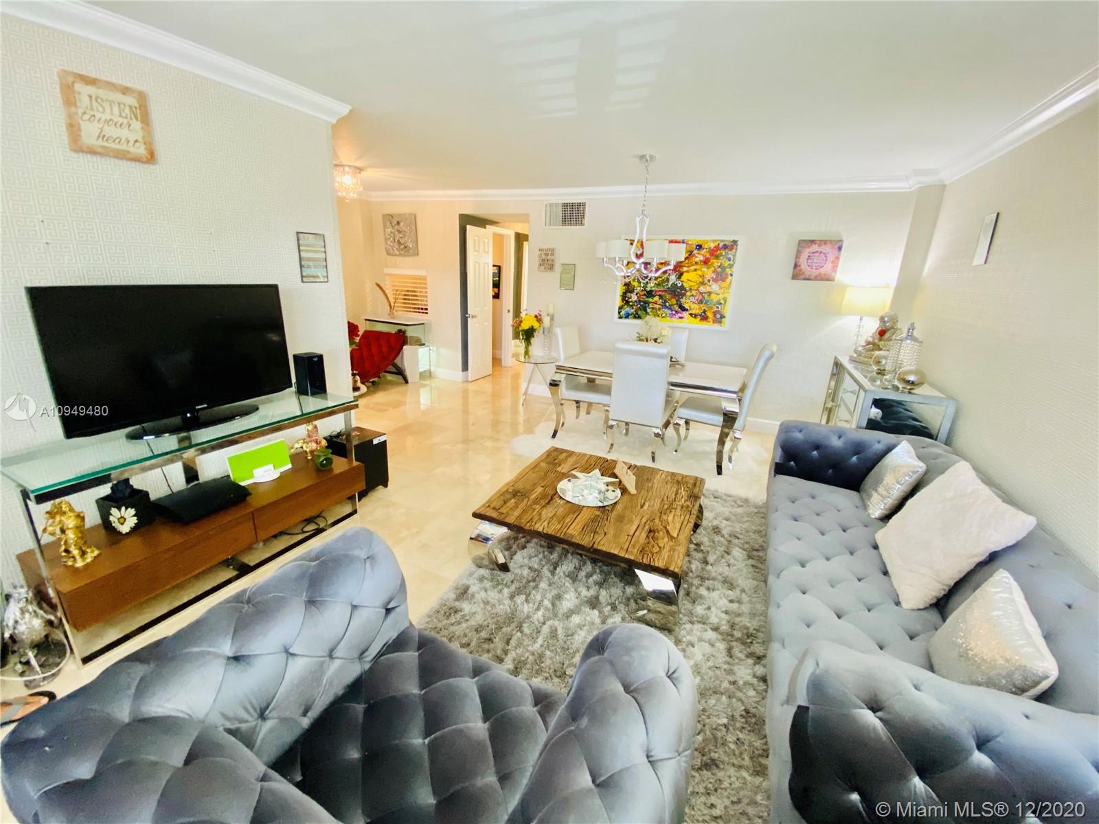 1030 9th Street, Unit 304 Miami Beach, FL 33139 - Photo 1 of 17