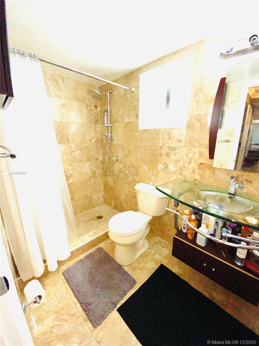 1030 9th Street, Unit 304 Miami Beach, FL 33139 - Photo 14 of 17