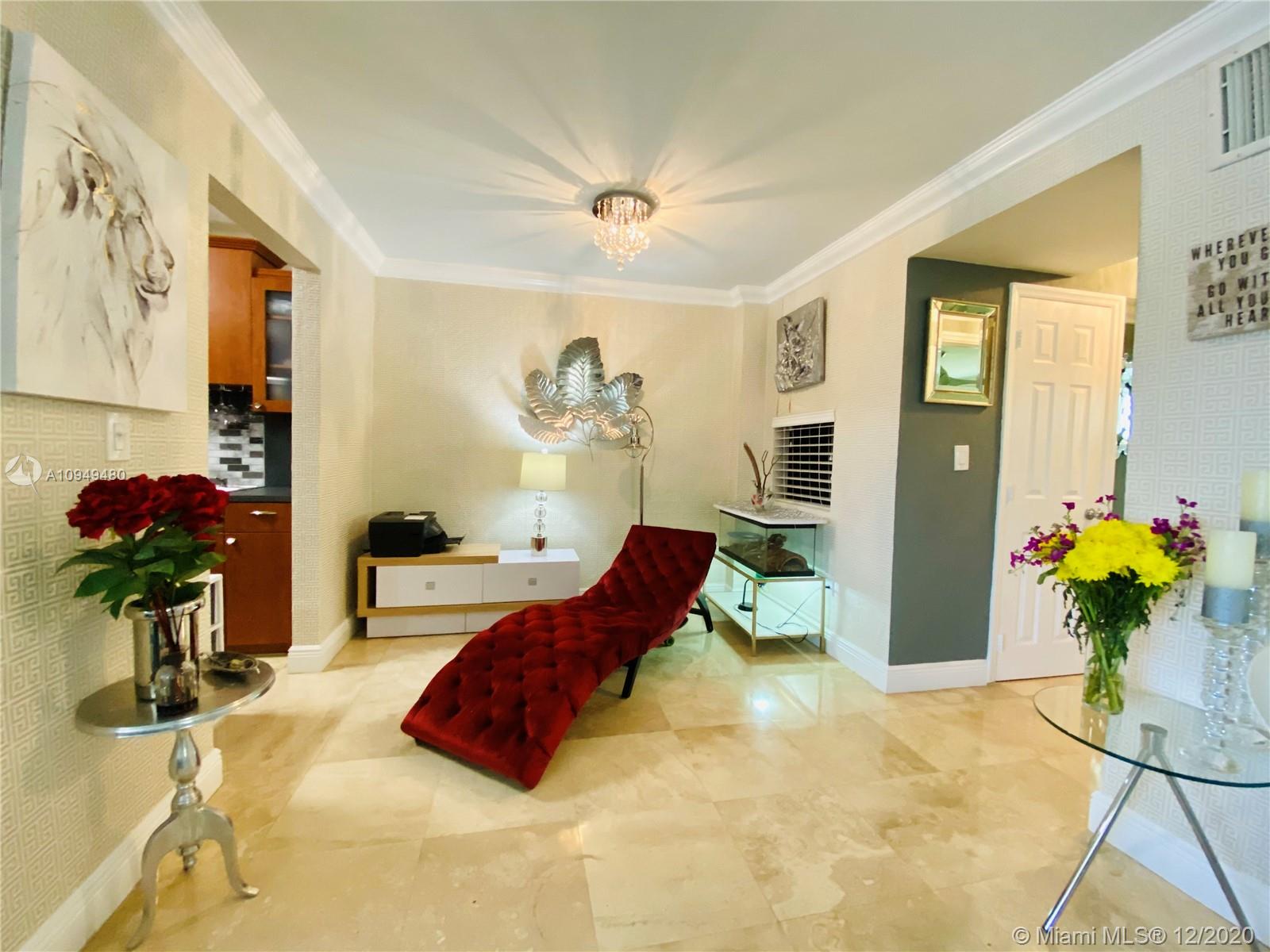 1030 9th Street, Unit 304 Miami Beach, FL 33139 - Photo 3 of 17