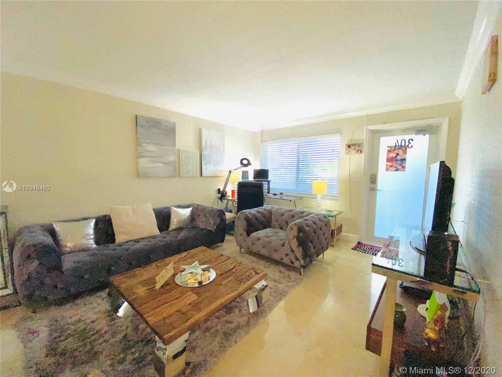 1030 9th Street, Unit 304 Miami Beach, FL 33139 - Photo 5 of 17