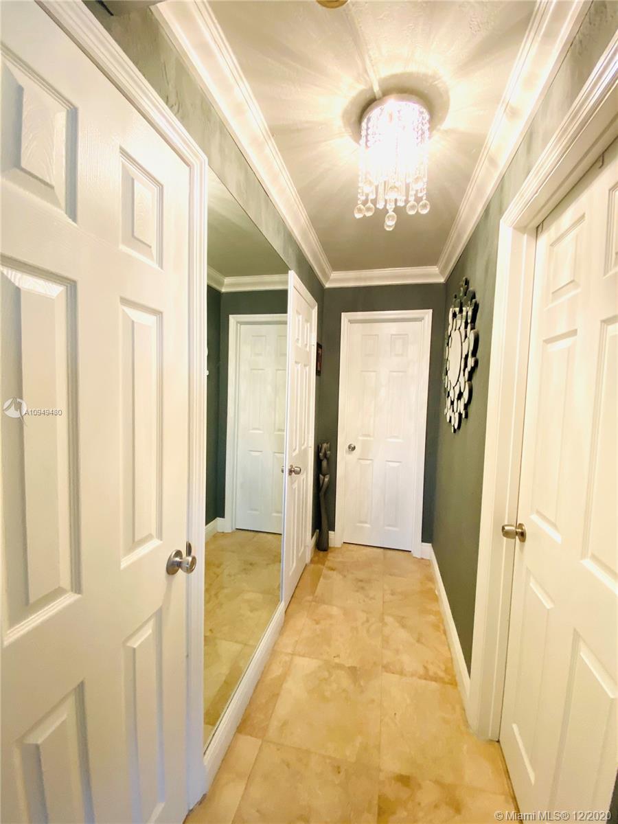 1030 9th Street, Unit 304 Miami Beach, FL 33139 - Photo 10 of 17