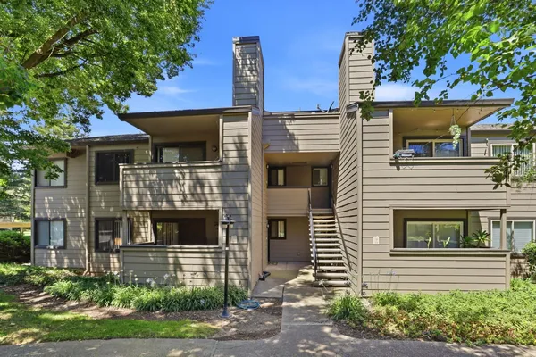 $255,000 | 3715 Tallyho Drive, Unit 57, Sacramento, CA 95826