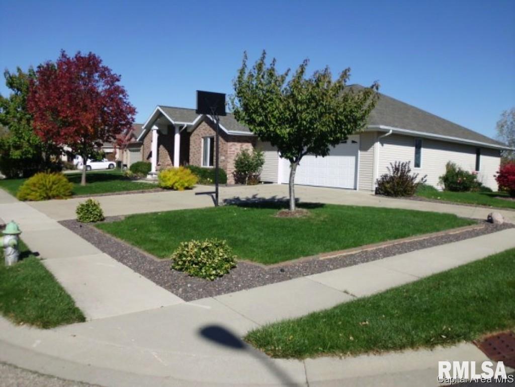 2512 Silver Fox Court Springfield, IL 62711 - Photo 2 of 29 Gallery Image 2