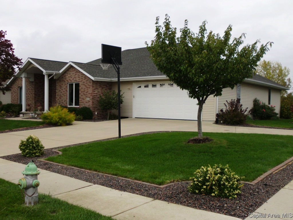 2512 Silver Fox Court Springfield, IL 62711 - Photo 8 of 29 Gallery Image 8