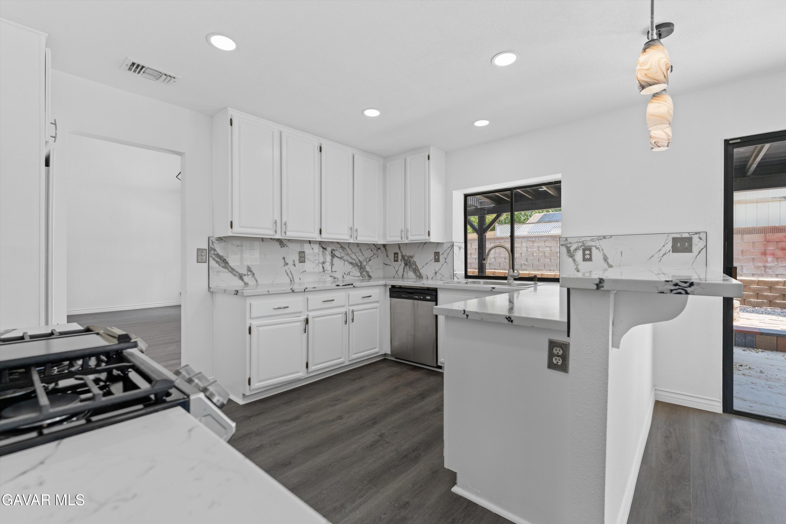 43332 33rd Street West Lancaster, CA 93536 - Photo 13 of 24 08-JYP08825