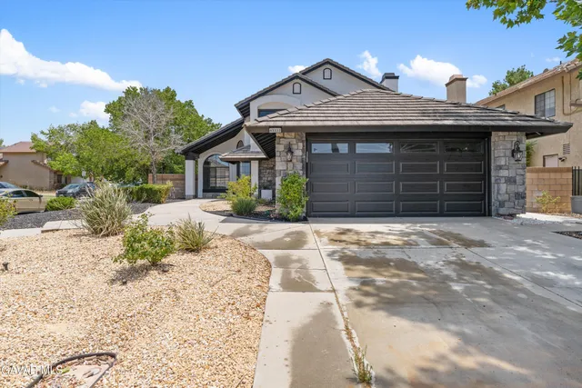 $545,000 | 43332 33rd Street West, Lancaster, CA 93536