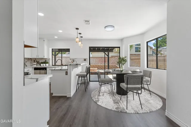 $545,000 | 43332 33rd Street West, Lancaster, CA 93536