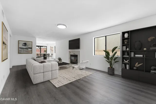 $545,000 | 43332 33rd Street West, Lancaster, CA 93536