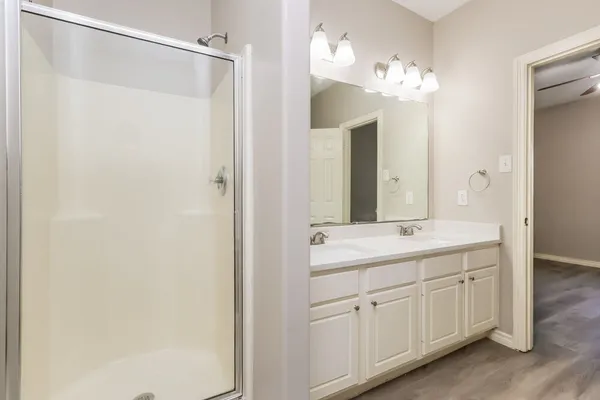 $1,970 | 10110 Berrybriar Lane, Tomball, TX 77375