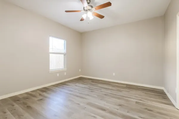 $1,970 | 10110 Berrybriar Lane, Tomball, TX 77375