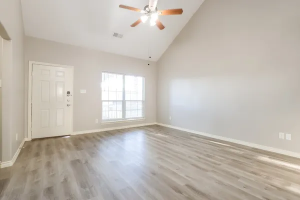 $1,970 | 10110 Berrybriar Lane, Tomball, TX 77375