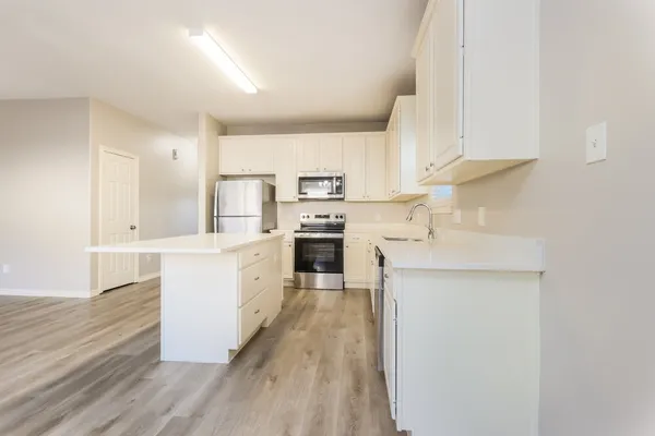 $1,970 | 10110 Berrybriar Lane, Tomball, TX 77375