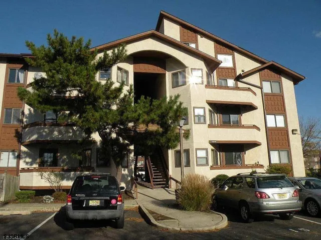 a car parked in front of a building
