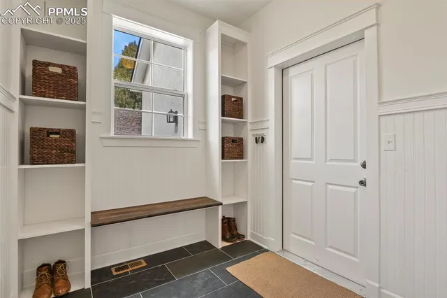 a room with window and closet