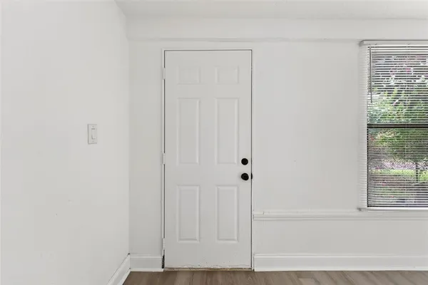 $1,600 | 96 West Esther Street, Orlando, FL 32806