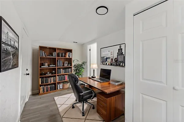 $1,600 | 96 West Esther Street, Orlando, FL 32806