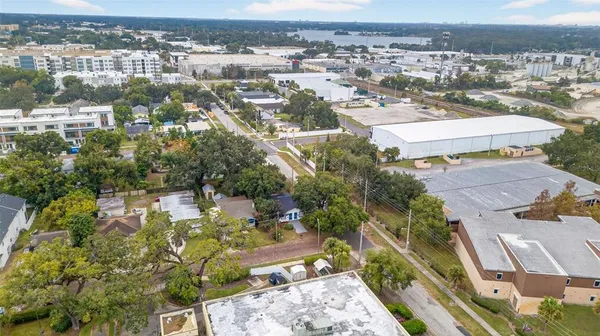 $1,600 | 96 West Esther Street, Orlando, FL 32806