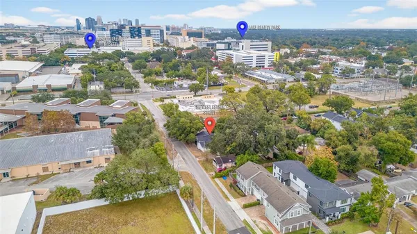$1,600 | 96 West Esther Street, Orlando, FL 32806