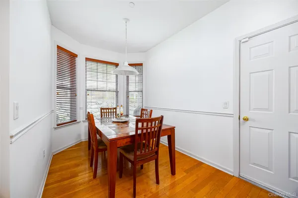 $849,500 | 114 Hudson Pointe Drive, Poughkeepsie, NY 12601