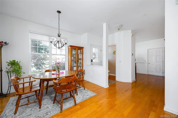 $849,500 | 114 Hudson Pointe Drive, Poughkeepsie, NY 12601