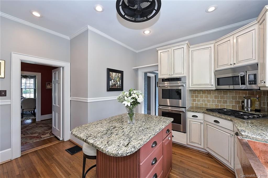 2138 Sharon Road Charlotte, NC 28207 - Photo 20 of 46 Gallery Image 20