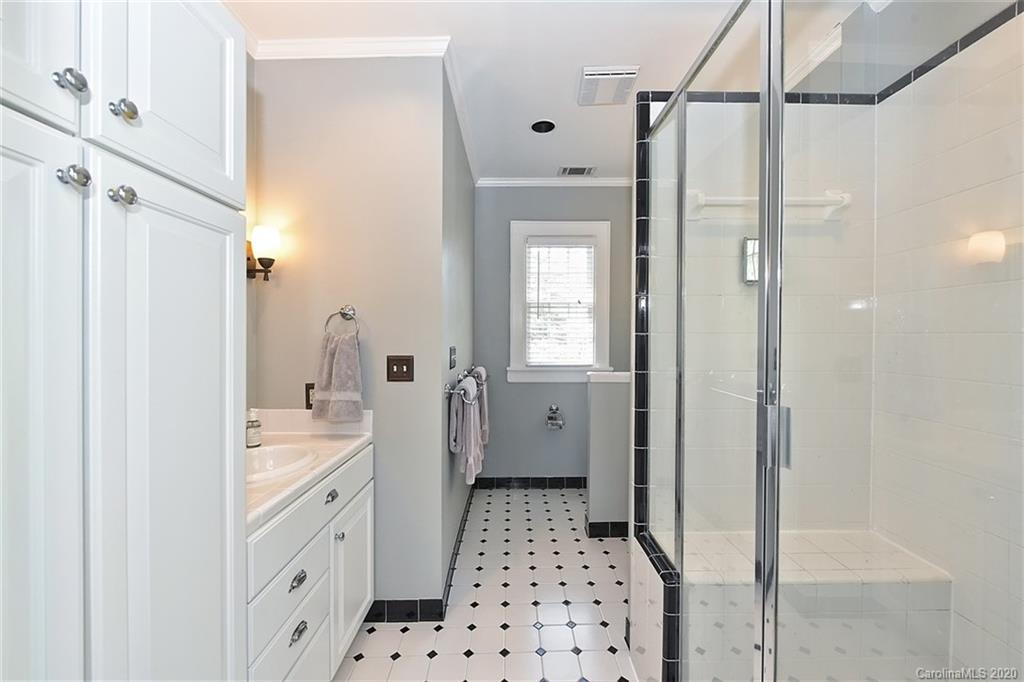 2138 Sharon Road Charlotte, NC 28207 - Photo 29 of 46 Gallery Image 29