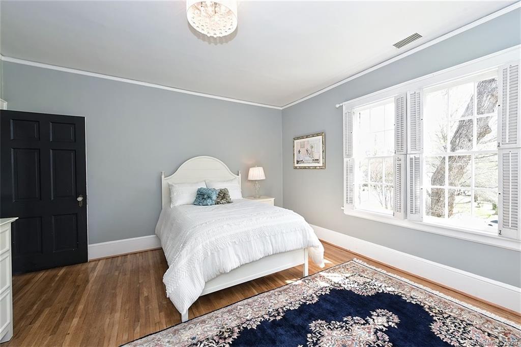 2138 Sharon Road Charlotte, NC 28207 - Photo 34 of 46 Gallery Image 34