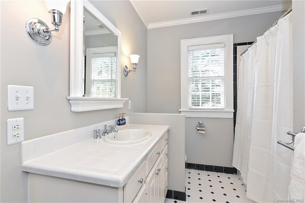2138 Sharon Road Charlotte, NC 28207 - Photo 37 of 46 Gallery Image 37
