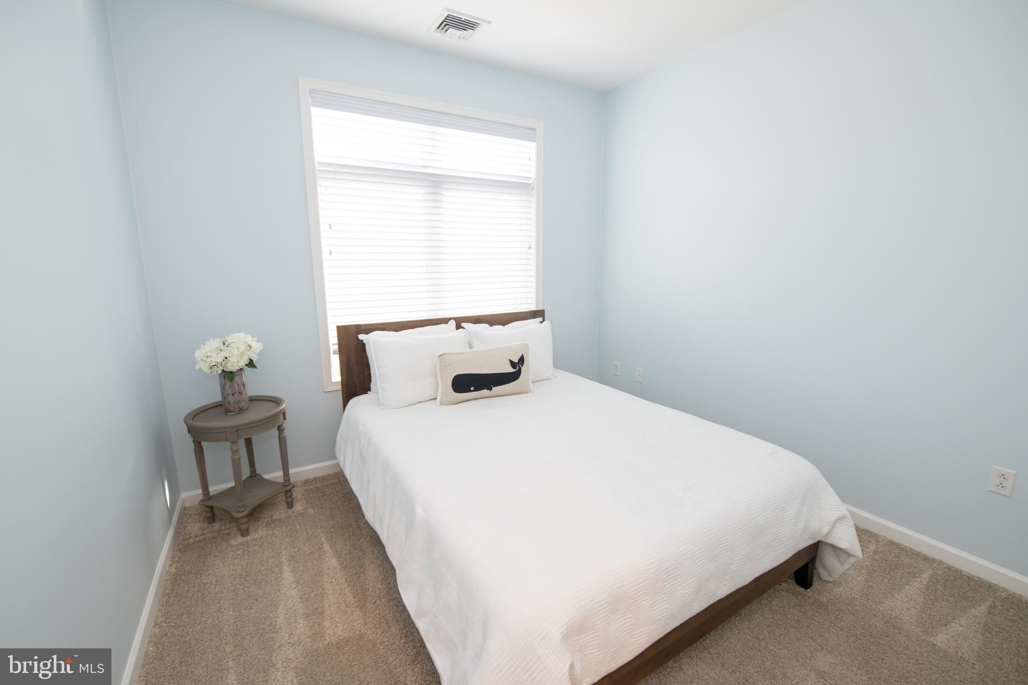 460 Carson Terrace Huntingdon Valley, PA 19006 - Photo 22 of 36 Bedroom 2