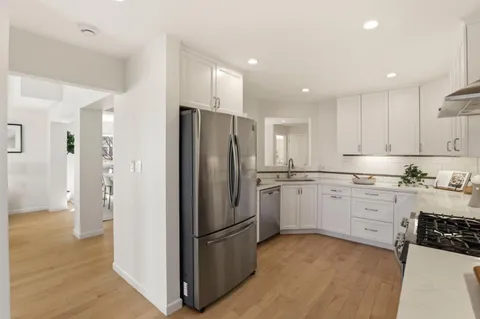 $1,798,000 | 10 Mayflower Lane, San Carlos, CA 94070