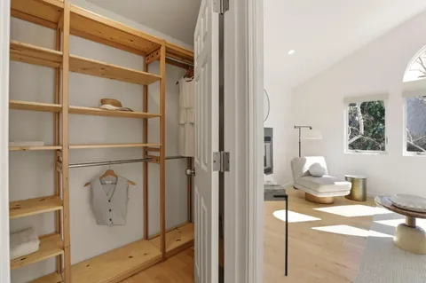 $1,798,000 | 10 Mayflower Lane, San Carlos, CA 94070