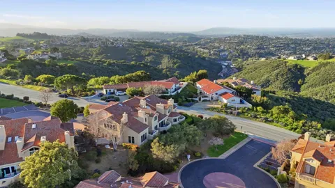 $1,798,000 | 10 Mayflower Lane, San Carlos, CA 94070