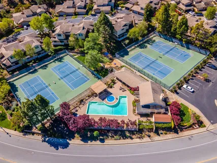 $1,798,000 | 10 Mayflower Lane, San Carlos, CA 94070