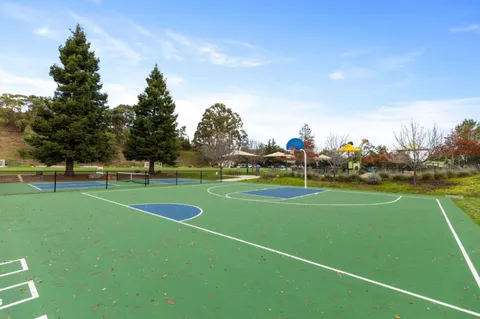 $1,798,000 | 10 Mayflower Lane, San Carlos, CA 94070