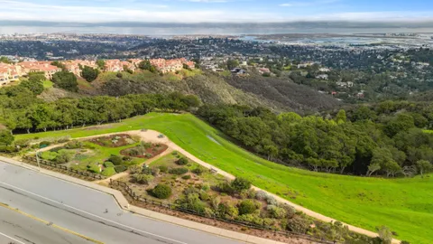 $1,798,000 | 10 Mayflower Lane, San Carlos, CA 94070