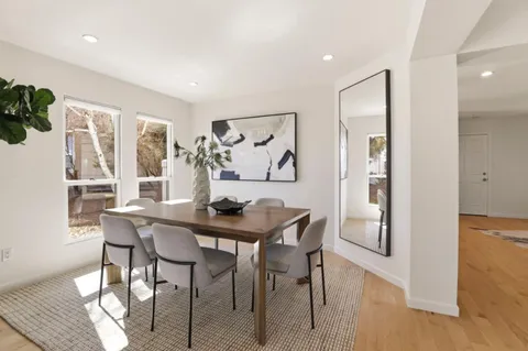 $1,798,000 | 10 Mayflower Lane, San Carlos, CA 94070