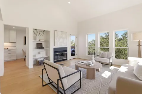 $1,798,000 | 10 Mayflower Lane, San Carlos, CA 94070