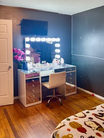 $147,000 | 106 West 157th Street, Harvey, IL 60426