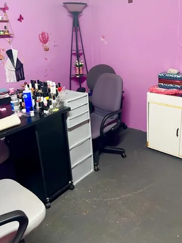 $147,000 | 106 West 157th Street, Harvey, IL 60426