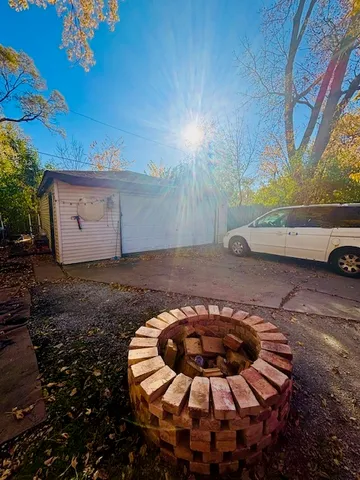 $147,000 | 106 West 157th Street, Harvey, IL 60426