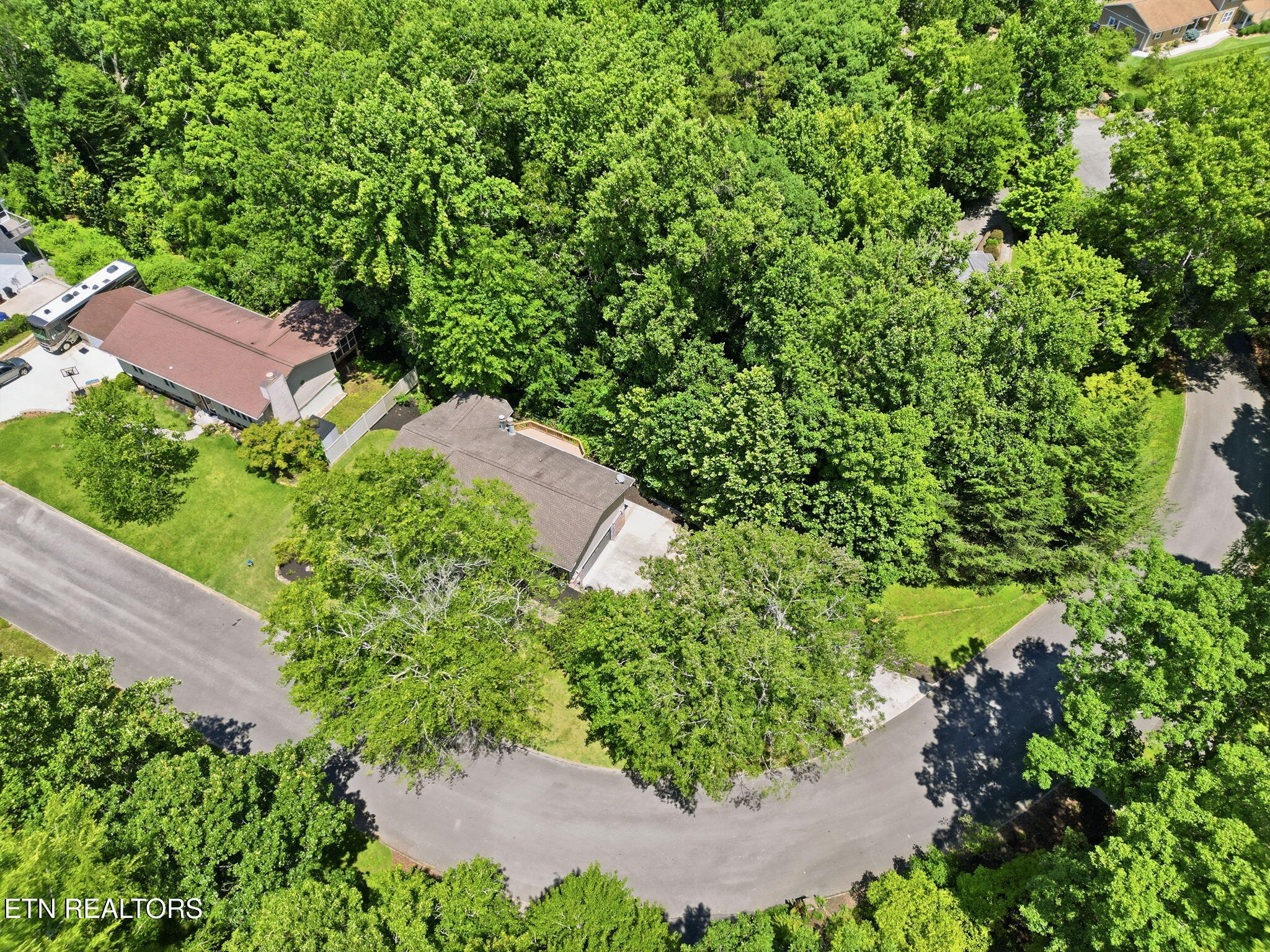 211 Connors Circle Oak Ridge, TN 37830 - Photo 11 of 56 12-web-or-mls-DJI_0011