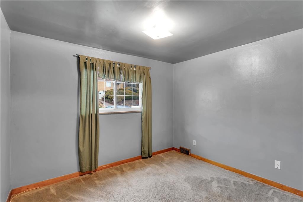 3512 Willett Road Pittsburgh, PA 15227 - Photo 15 of 23 an empty room with windows
