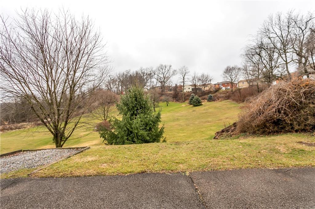 3512 Willett Road Pittsburgh, PA 15227 - Photo 7 of 23