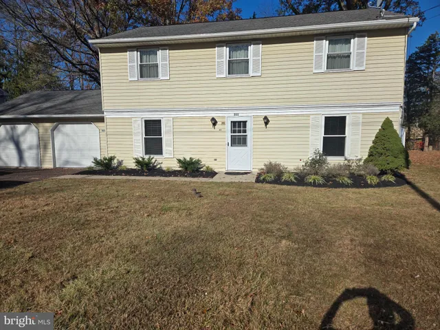 a view of backyard of house