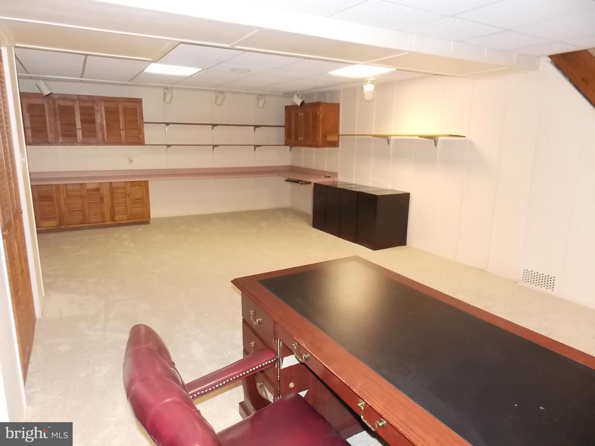 1098 High Country Road Baltimore, MD 21286 - Photo 24 of 30 Finished Lower Level