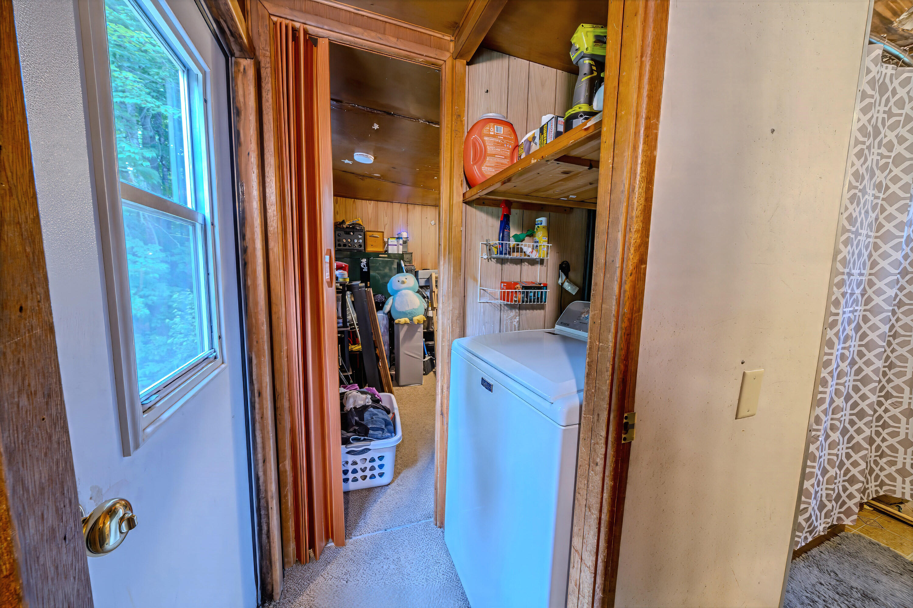 188 Page Road Jackson, ME 04921 - Photo 16 of 26 Hallway