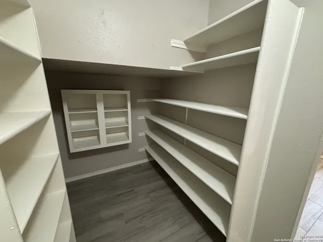 a view of walk in closet