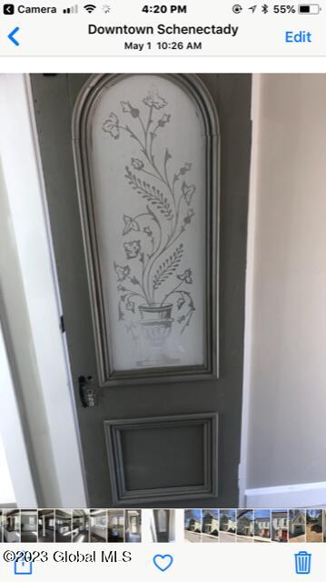 28 North Street Schenectady, NY 12305 - Photo 20 of 78 Historic doors Barndoor added