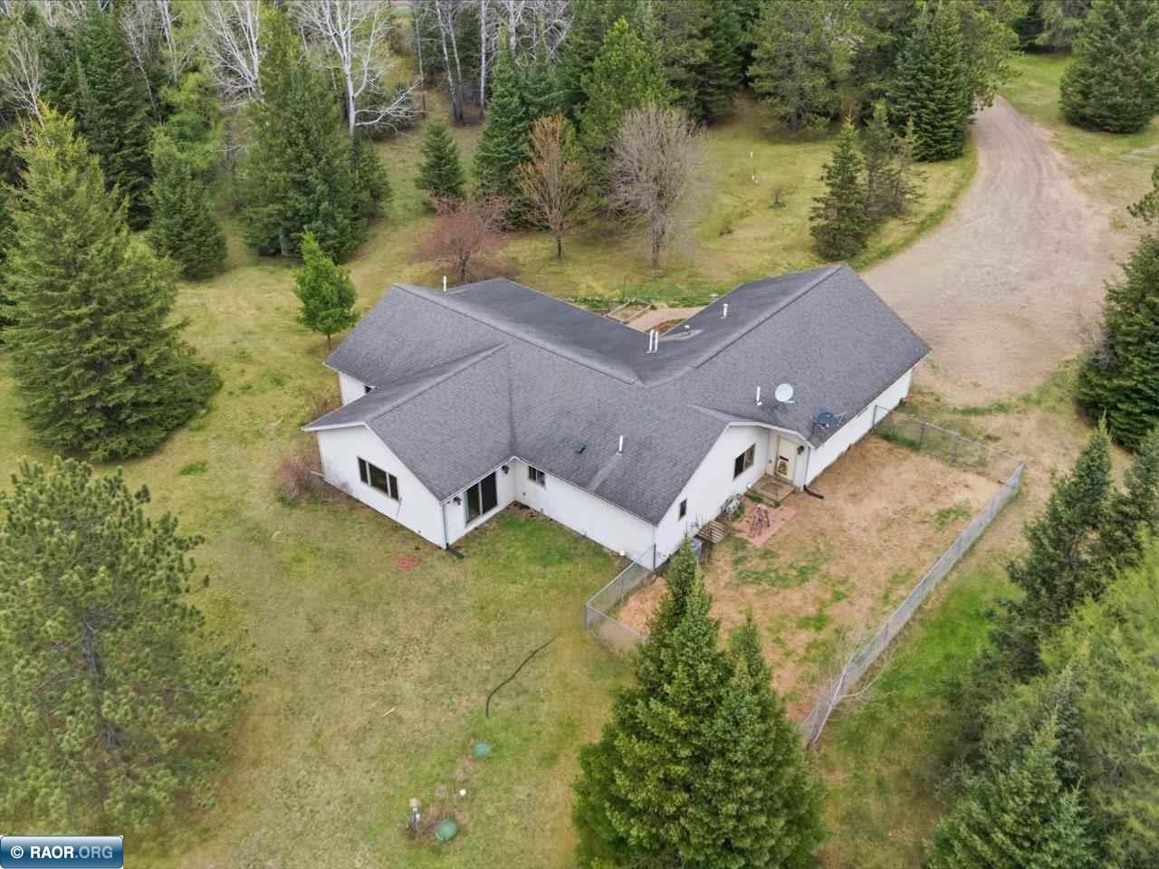 11568 Maras Road Hibbing, MN 55746 - Photo 37 of 50