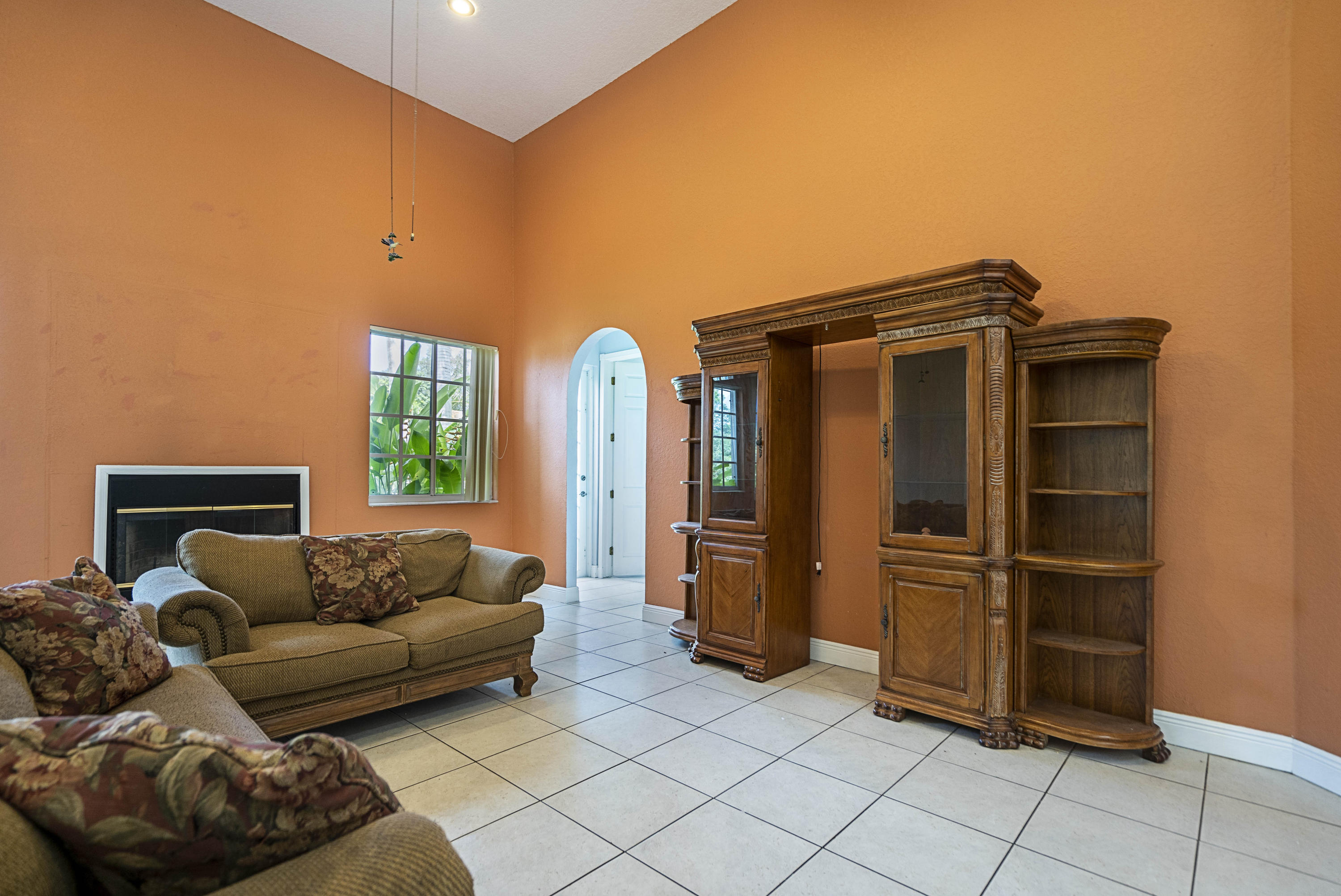 5311 Southwest 195th Terrace Southwest Ranches, FL 33332 - Photo 11 of 38 Florida Room